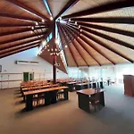 Ovit Hotel