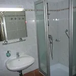 Ovit Hotel 3*