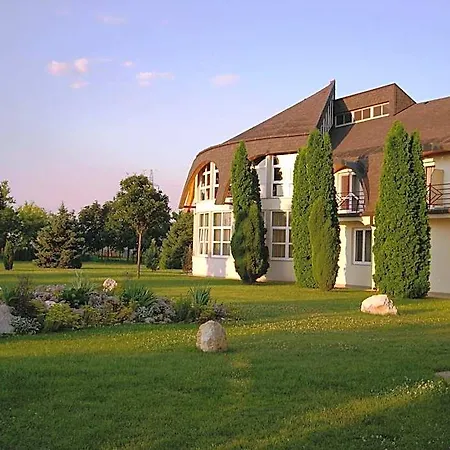 Ovit Hotel 3*