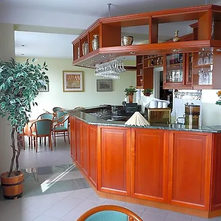 Ovit 3*