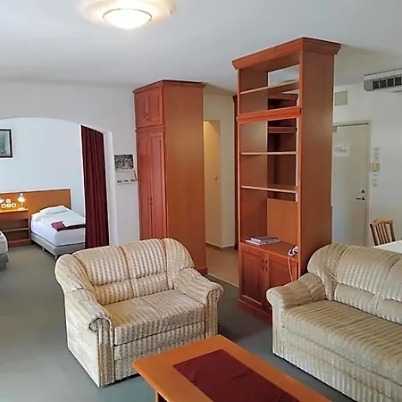 Ovit Hotel 3*