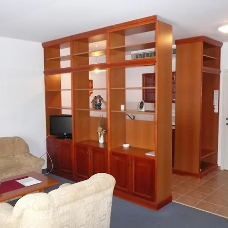 Отель Ovit 3*