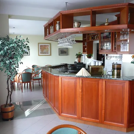 Ovit 3* كيستاي